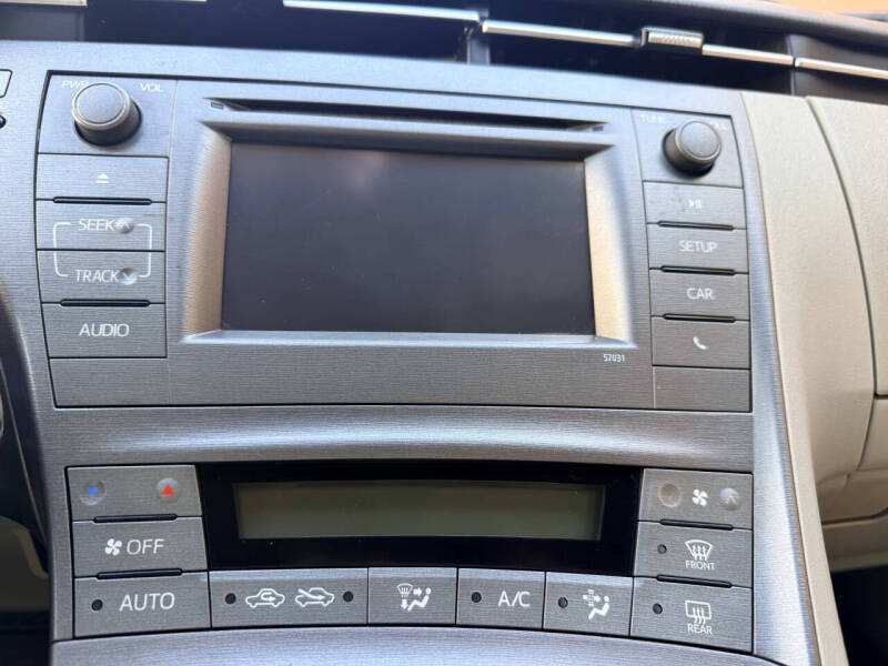 2012 Toyota Prius Two