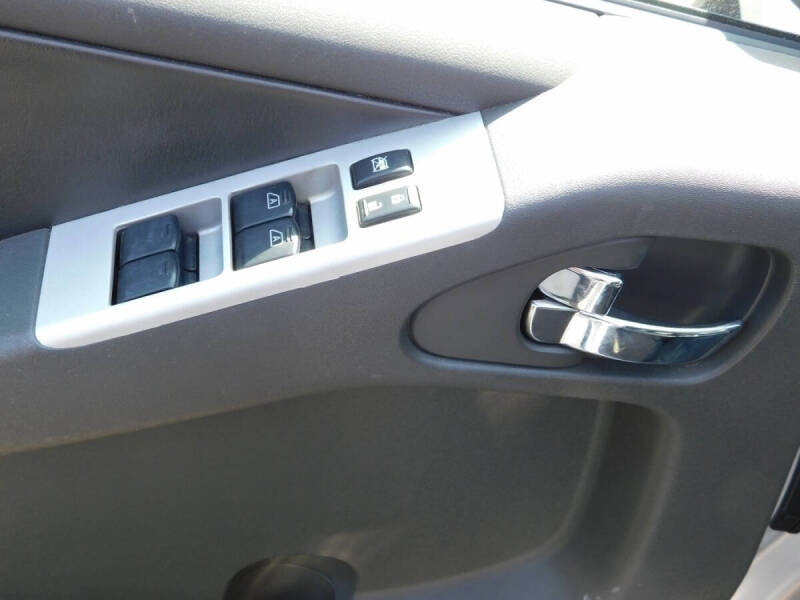 2011 Nissan Pathfinder Silver Edition