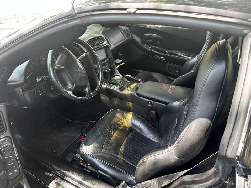 2004 Chevrolet Corvette