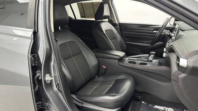 2021 Nissan Altima 2.5 SR