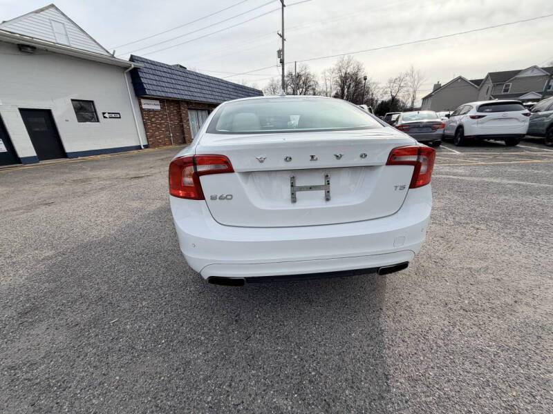 2015 Volvo S60 T5 Drive-E Premier