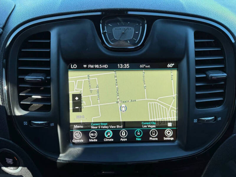 2021 Chrysler 300 S V8