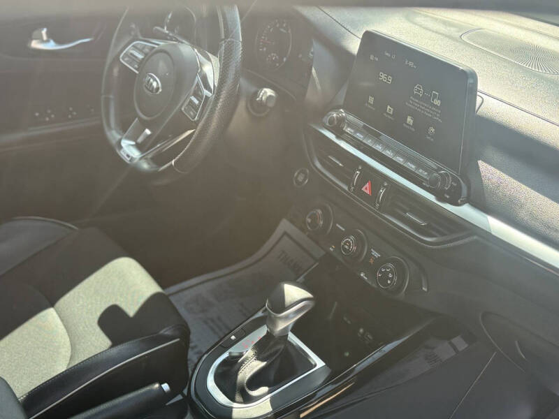 2021 Kia Forte GT Line