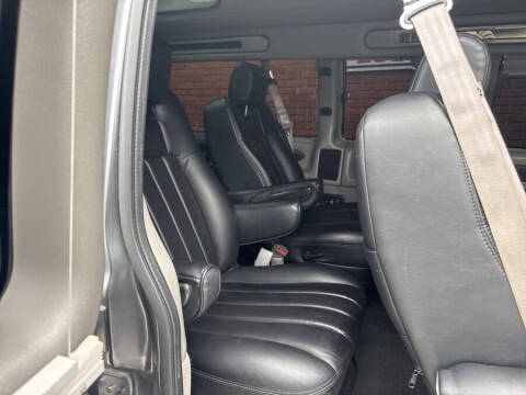 2014 Chevrolet Express 2500