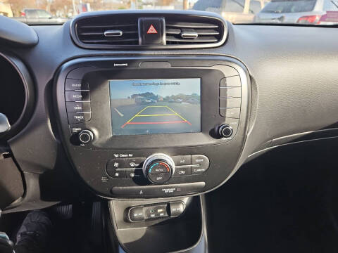 2018 Kia Soul +