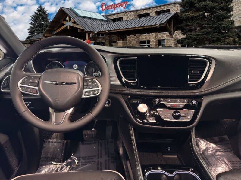 2026 Chrysler Pacifica Limited