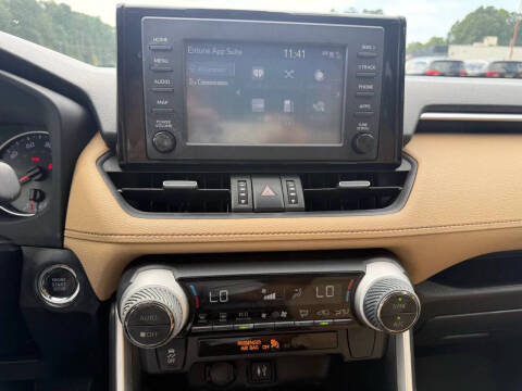 2019 Toyota RAV4 XLE Premium