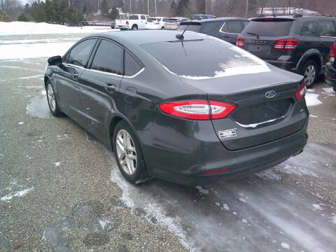 2016 Ford Fusion SE