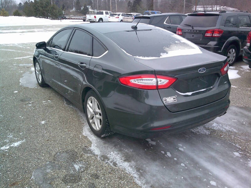 2016 Ford Fusion SE