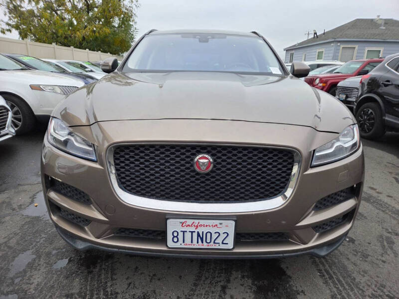 2017 Jaguar F-PACE 35t Prestige