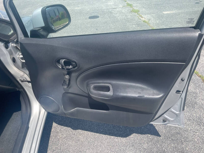 2014 Nissan Versa Note S Plus