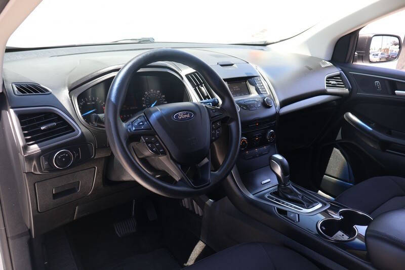 2016 Ford Edge SE