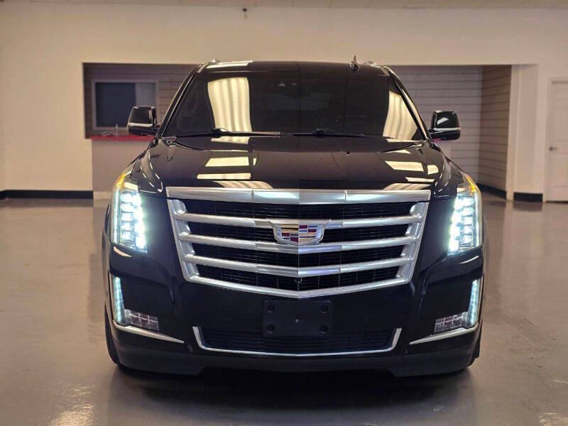 2020 Cadillac Escalade Luxury