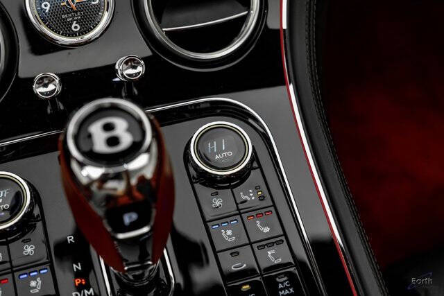2022 Bentley Continental GTC V8