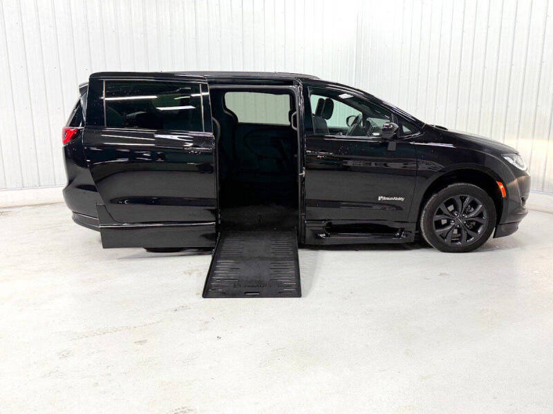 2020 Chrysler Pacifica