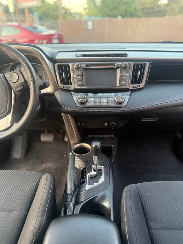 2015 Toyota RAV4 XLE