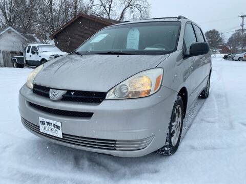 2004 Toyota Sienna for sale at Toy Box Auto Sales LLC in La Crosse WI
