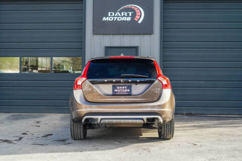 2016 Volvo V60 Cross Country T5