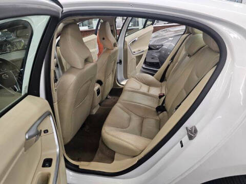 2015 Volvo S60 T5 Premier Plus