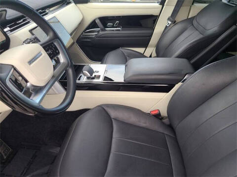 2024 Land Rover Range Rover P400 SE