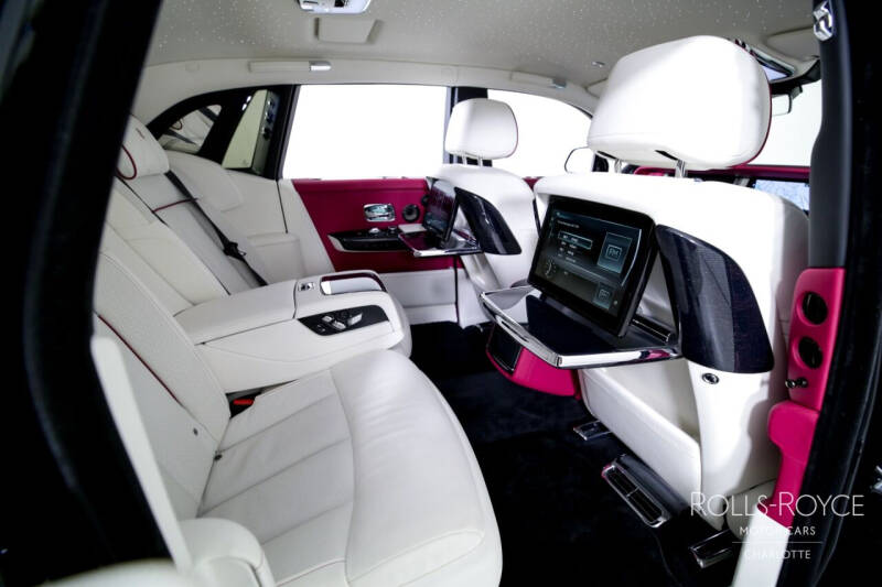 2023 Rolls-Royce Phantom