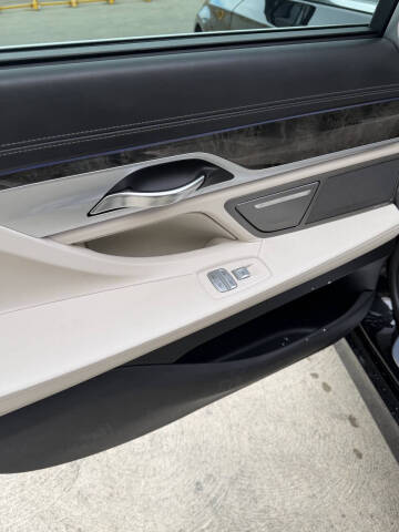 2018 BMW 7 Series 750i