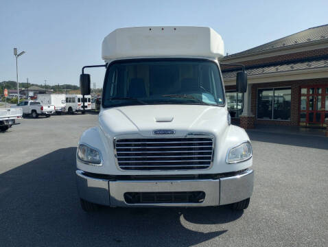 2014 Freightliner M2 106