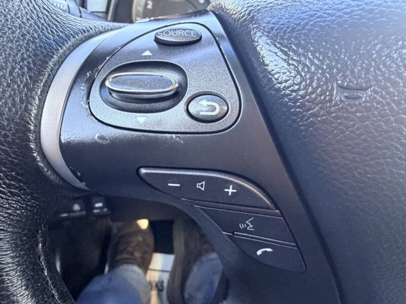 2011 Infiniti M37 x