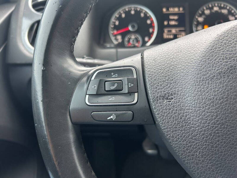 2017 Volkswagen Tiguan 2.0T Wolfsburg Edition