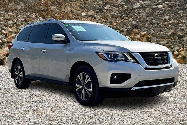 2017 Nissan Pathfinder SV