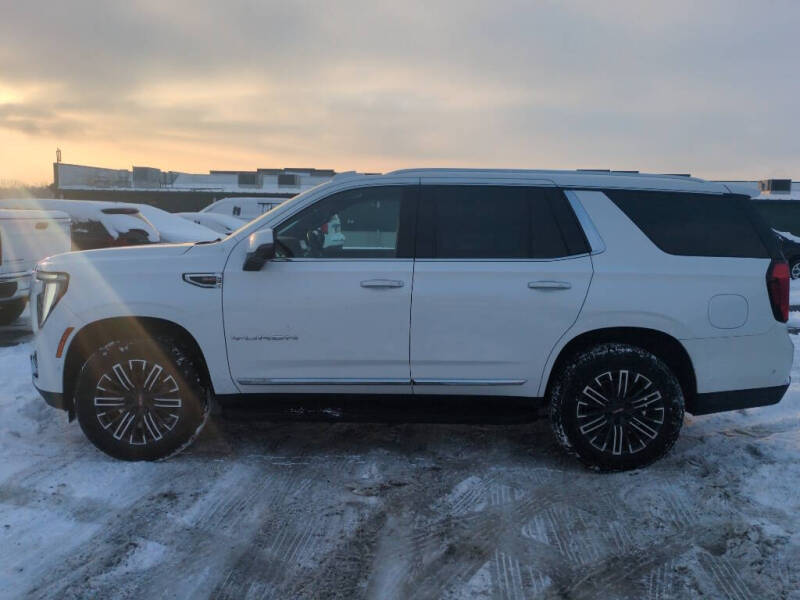 2025 GMC Yukon Elevation