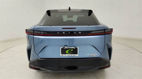 2023 Lexus RZ 450e Luxury