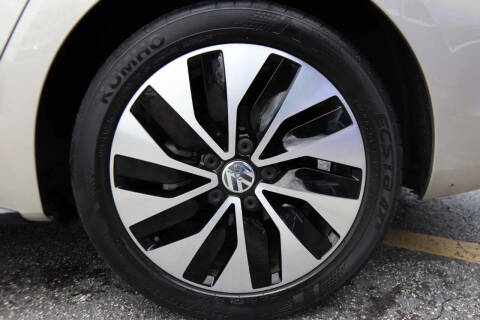 2013 Volkswagen Jetta Hybrid SEL Premium
