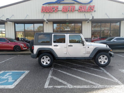 2010 Jeep Wrangler Unlimited for sale at DOUG'S AUTO SALES INC in Pleasant View TN