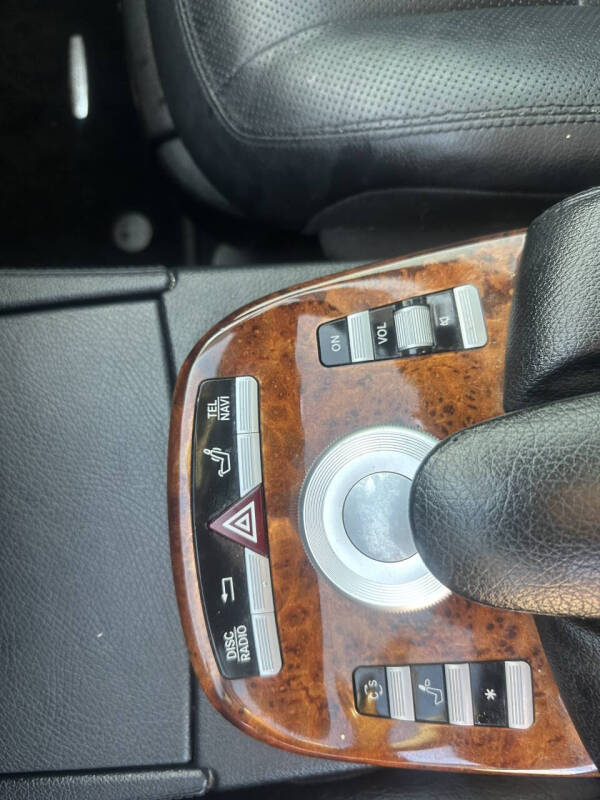 2009 Mercedes-Benz S-Class S 550 4MATIC