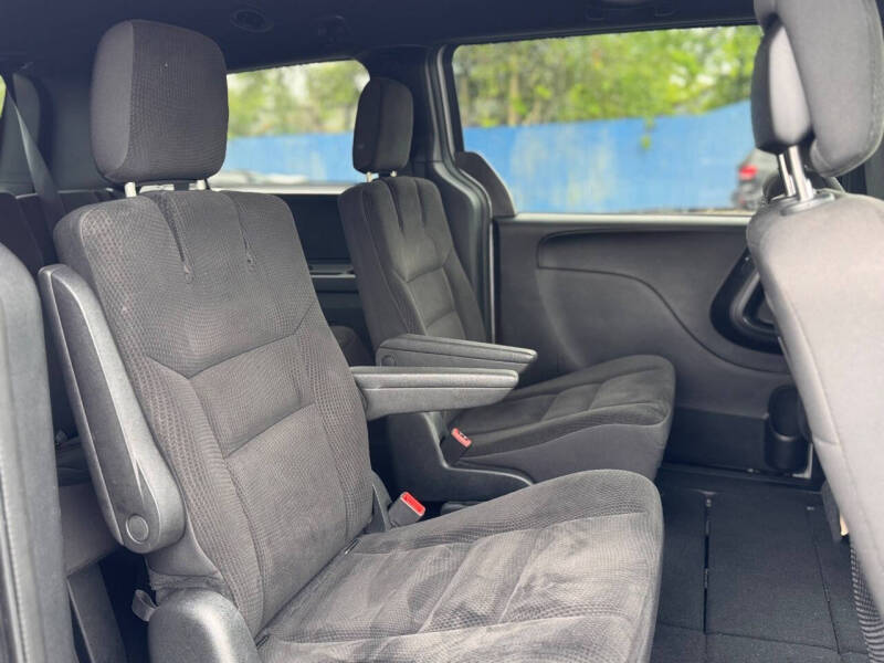2018 Dodge Grand Caravan SE
