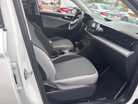 2022 Volkswagen Taos S