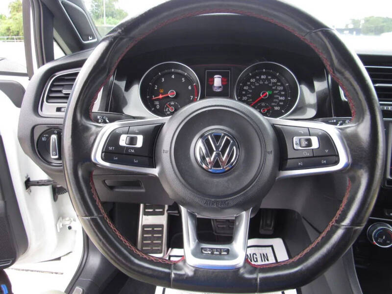 2016 Volkswagen Golf GTI