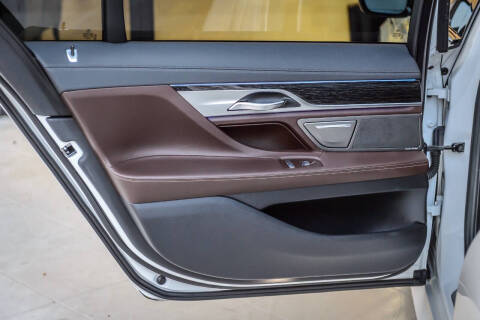 2020 BMW 7 Series 740i