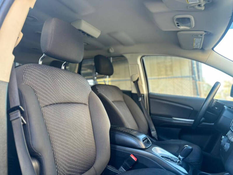 2017 Dodge Journey SXT