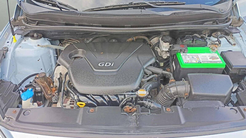 2012 Hyundai Accent GLS