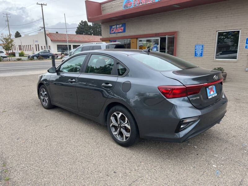 2021 Kia Forte FE
