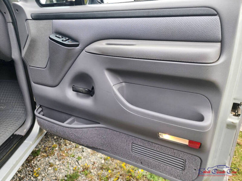 1996 Ford Bronco XLT