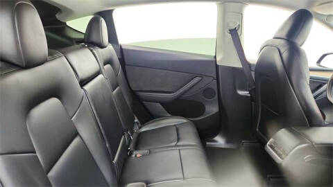 2025 Tesla Model Y Long Range