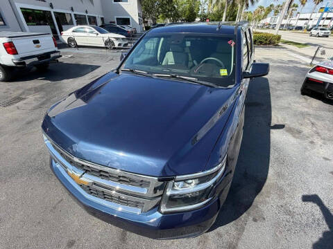 2017 Chevrolet Suburban LT