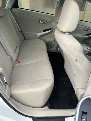 2013 Toyota Prius Two
