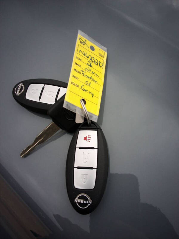 2026 Nissan Frontier SV