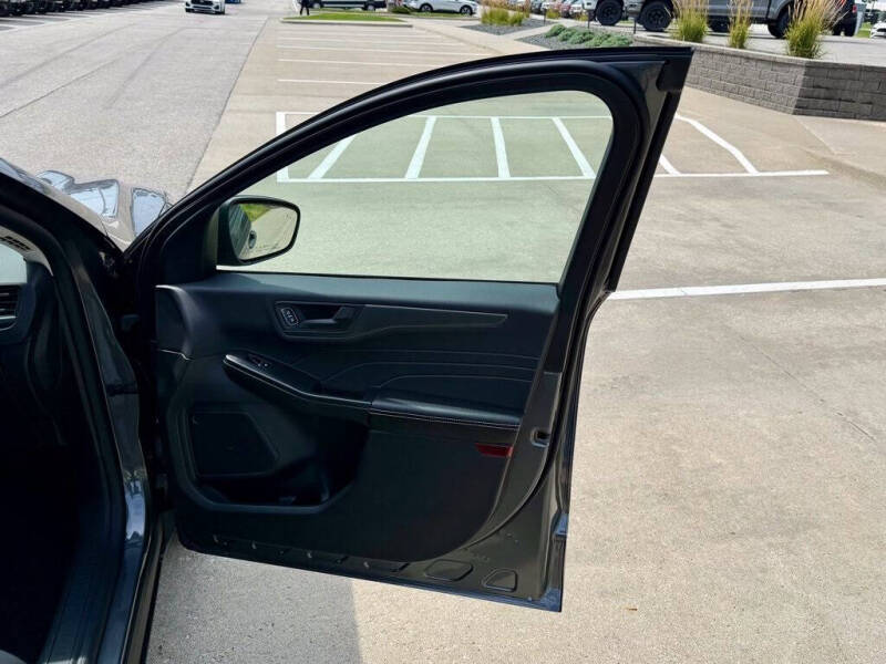 2025 Ford Escape Active