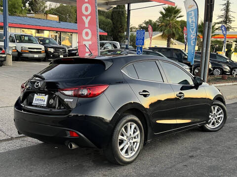 2016 Mazda MAZDA3 i Sport