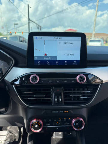 2020 Ford Escape SEL
